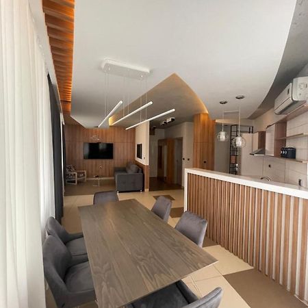 Apartamento Leo Lux 1 Ni Exterior foto