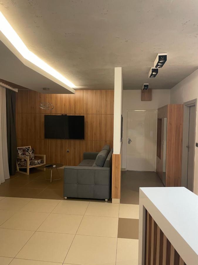 Apartamento Leo Lux 1 Ni Exterior foto