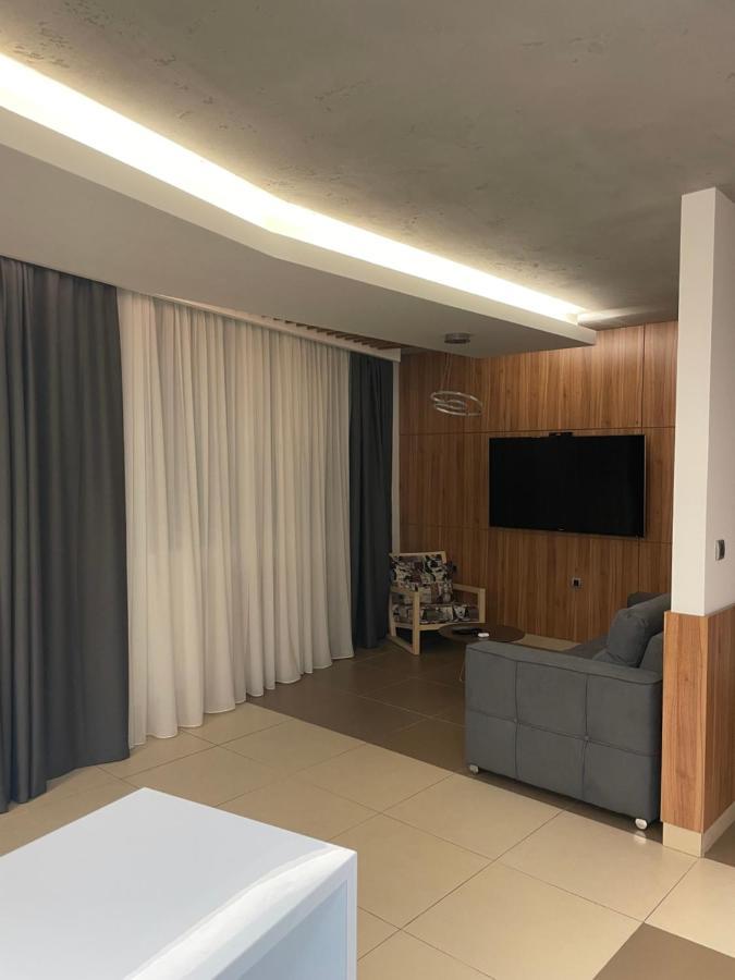 Apartamento Leo Lux 1 Ni Exterior foto
